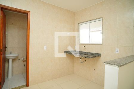 Cozinha de casa para alugar com 1 quarto, 45m² em Jardim Atlântico Leste, Maricá