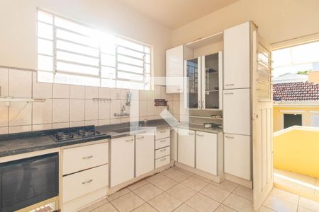 Cozinha de casa à venda com 2 quartos, 125m² em Santo Antônio, Porto Alegre