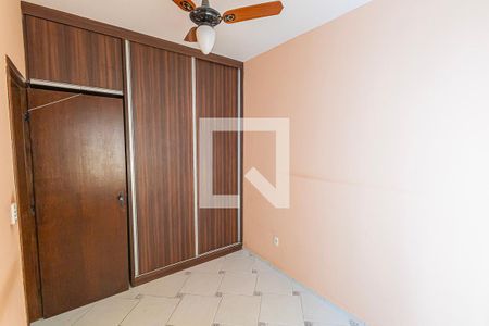 Quarto 1 de apartamento para alugar com 2 quartos, 60m² em Castelo, Belo Horizonte