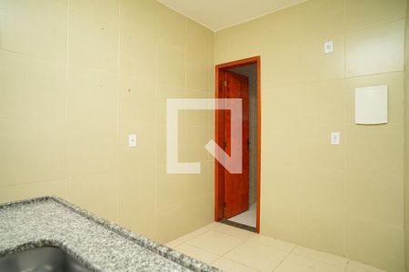 Cozinha de casa para alugar com 1 quarto, 40m² em Jardim Atlântico Leste, Maricá