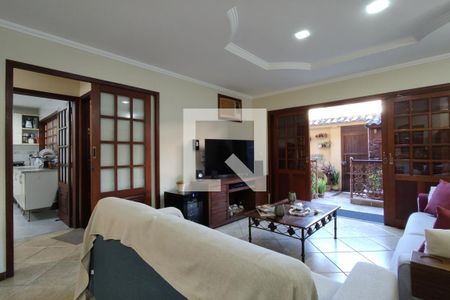 Sala de casa de condomínio à venda com 3 quartos, 300m² em Taquara, Rio de Janeiro