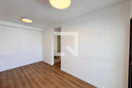 Sala de apartamento para alugar com 2 quartos, 71m² em Vila Guilhermina, São Paulo