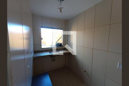 Studio de kitnet/studio para alugar com 1 quarto, 30m² em Extensão Serramar, Rio das Ostras