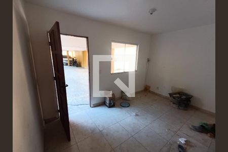 Studio de kitnet/studio para alugar com 1 quarto, 30m² em Extensão Serramar, Rio das Ostras