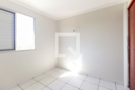 Quarto 1 de apartamento para alugar com 2 quartos, 45m² em Jardim Marilu, São Paulo