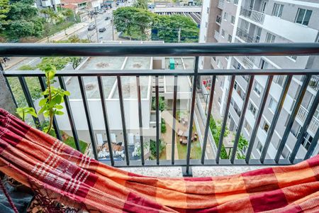 Varanda de kitnet/studio para alugar com 1 quarto, 25m² em Vila Butantã, São Paulo