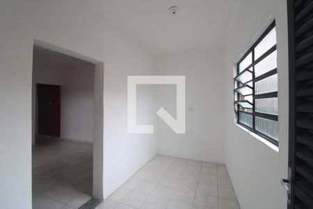 Quarto 2 de casa para alugar com 2 quartos, 95m² em Jardim Santa Francisca Cabrini, São Paulo