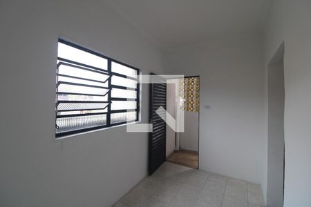 Quarto 2 de casa para alugar com 2 quartos, 95m² em Jardim Santa Francisca Cabrini, São Paulo