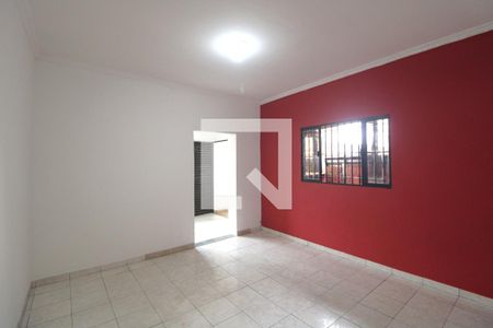 Quarto de casa para alugar com 2 quartos, 95m² em Jardim Santa Francisca Cabrini, São Paulo