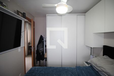 Quarto 1 de apartamento para alugar com 2 quartos, 44m² em Morro Santana, Porto Alegre