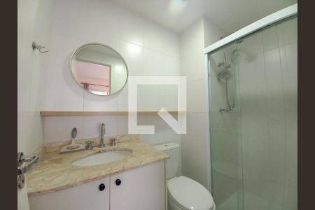 Banheiro de kitnet/studio para alugar com 1 quarto, 35m² em Campos Elíseos, São Paulo