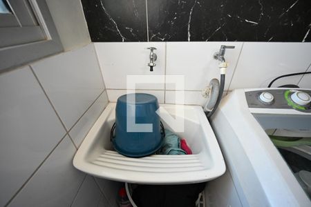 Apartamento à venda com 2 quartos, 48m² em Parque Oeste Industrial, Goiânia