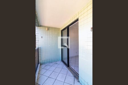 Apartamento à venda com 2 quartos, 68m² em Vila Valqueire, Rio de Janeiro