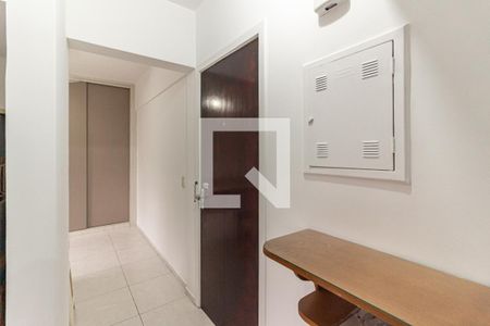 Entrada da Sala de apartamento para alugar com 1 quarto, 50m² em Vila Buarque, São Paulo