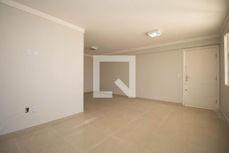 Sala 1 de casa para alugar com 3 quartos, 140m² em Conjunto F, Brasília