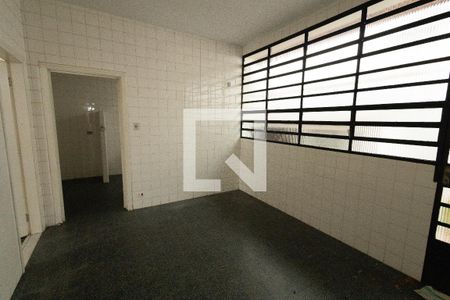 Copa de casa para alugar com 3 quartos, 525m² em Centro, Jacareí