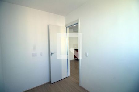 Quarto 2 de apartamento para alugar com 2 quartos, 38m² em Irajá, Rio de Janeiro