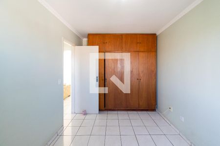 Quarto 1 de apartamento para alugar com 2 quartos, 50m² em Jardim Oriental, São Paulo