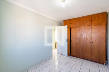 Quarto 1 de apartamento para alugar com 2 quartos, 50m² em Jardim Oriental, São Paulo