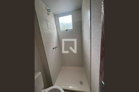Banheiro de apartamento para alugar com 2 quartos, 47m² em Jardim Paraíso, Nova Iguaçu