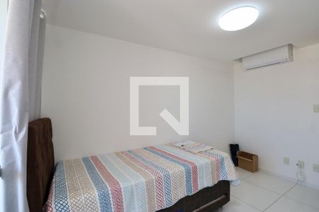 Quarto 1 de apartamento para alugar com 2 quartos, 72m² em Piatã, Salvador