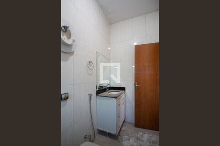 Banheiro da Suíte de casa para alugar com 3 quartos, 100m² em Parque Xangri-lá, Contagem