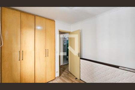 Quarto 1 de apartamento para alugar com 2 quartos, 55m² em Parque Jose Alex Andre, Carapicuíba