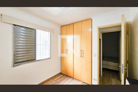 Quarto 1 de apartamento para alugar com 2 quartos, 55m² em Parque Jose Alex Andre, Carapicuíba