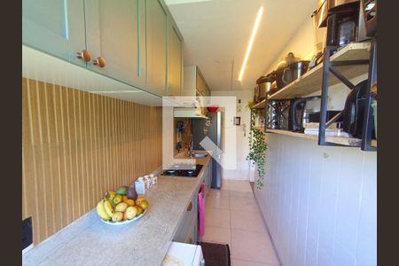 Cozinha de apartamento à venda com 2 quartos, 60m² em Itanhangá, Rio de Janeiro