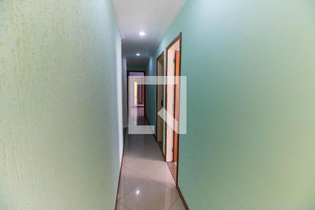 Corredor  de apartamento à venda com 3 quartos, 140m² em Icaraí, Niterói