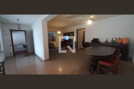 Casa à venda com 5 quartos, 320m² em Jardim Petropolis, São Paulo