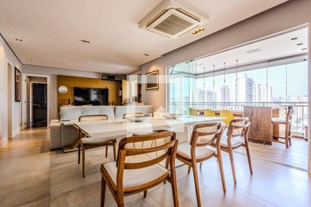Apartamento à venda com 3 quartos, 133m² em Vila Romana, São Paulo