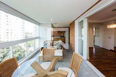Apartamento à venda com 3 quartos, 177m² em Campo Belo, São Paulo