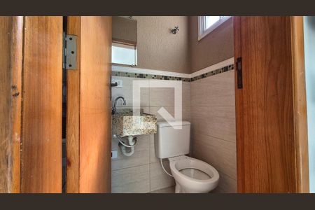 Lavabo de casa para alugar com 2 quartos, 86m² em Jardim Santo Antônio, Santo André