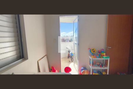 Apartamento à venda com 3 quartos, 77m² em Ipiranga, Belo Horizonte