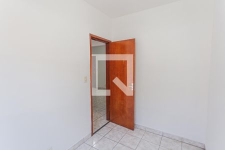 Quarto 2 de apartamento para alugar com 2 quartos, 55m² em Fernão Dias, Belo Horizonte