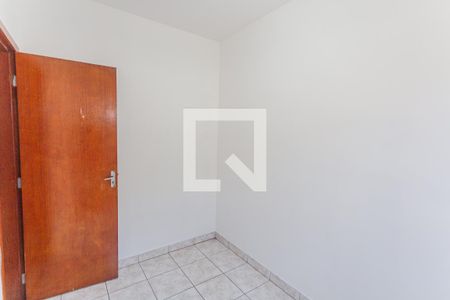 Quarto 2 de apartamento para alugar com 2 quartos, 55m² em Fernão Dias, Belo Horizonte