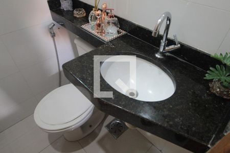 Lavabo da Sala de casa para alugar com 2 quartos, 120m² em Jardim Leblon, Belo Horizonte