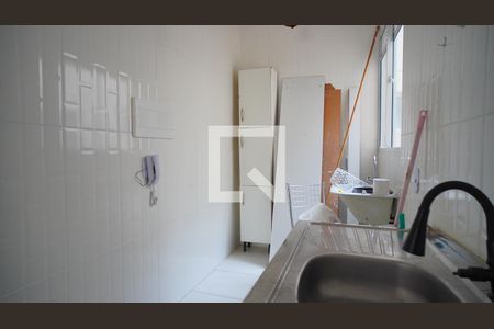 Cozinha e Área de Serviço de apartamento para alugar com 2 quartos, 42m² em Sarandi, Porto Alegre