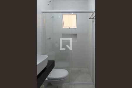 Banheiro social de casa para alugar com 2 quartos, 66m² em Jardim Adriana, Guarulhos