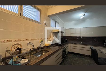 Casa à venda com 5 quartos, 382m² em Jardim Chapadão, Campinas