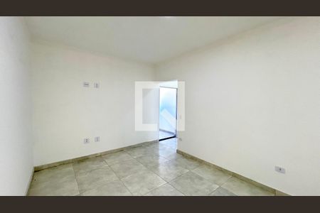 Sala de casa para alugar com 2 quartos, 66m² em Jardim Adriana, Guarulhos
