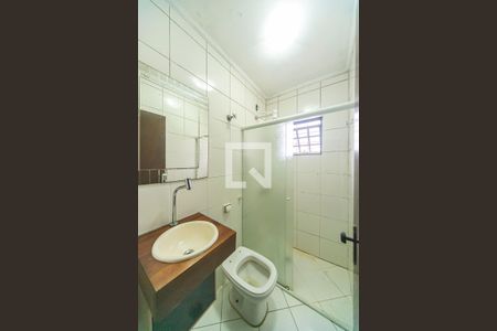 Banheiro  de apartamento para alugar com 2 quartos, 47m² em Vila Alzira, Santo André