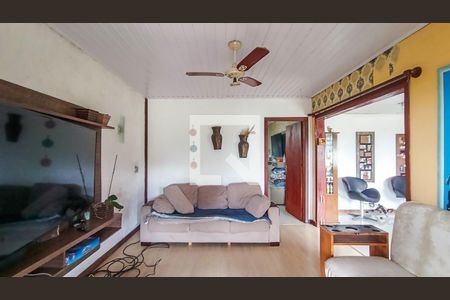 Casa à venda com 3 quartos, 150m² em Vila Nova, Porto Alegre