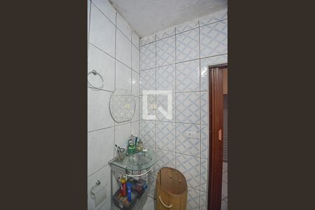 Banheiro da Suíte de casa à venda com 3 quartos, 212m² em Vila Kiko, São Bernardo do Campo