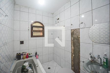 Banheiro da Suíte de casa à venda com 3 quartos, 212m² em Vila Kiko, São Bernardo do Campo