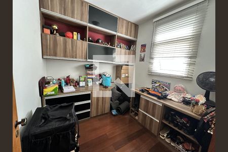 Quarto de apartamento à venda com 4 quartos, 108m² em Buritis, Belo Horizonte