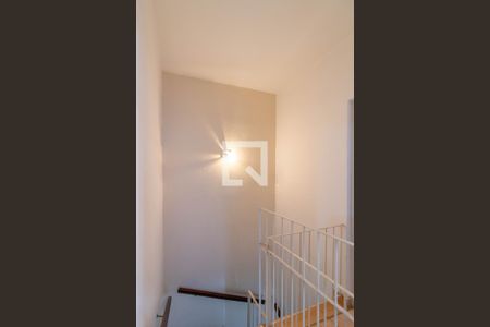 Escada de casa à venda com 7 quartos, 278m² em Parque Goncalves Junior, Guarulhos