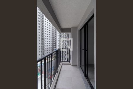 Varanda e Área de Serviço de apartamento à venda com 2 quartos, 42m² em Cidade Antônio Estêvão de Carvalho, São Paulo