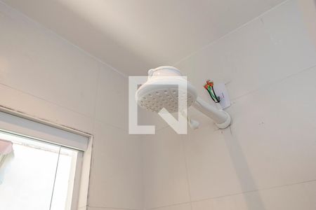 Banheiro de casa para alugar com 1 quarto, 22m² em Penha, Rio de Janeiro